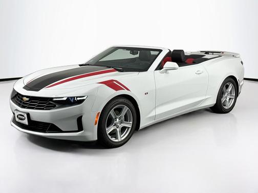 Summit White 2020 Chevrolet Camaro 3LT