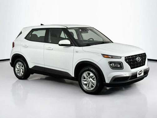 2021 Hyundai VENUE SE