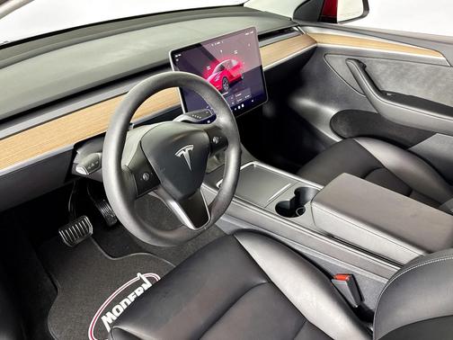 2025 Tesla Model Y Long Range Dual Motor All-Wheel Drive