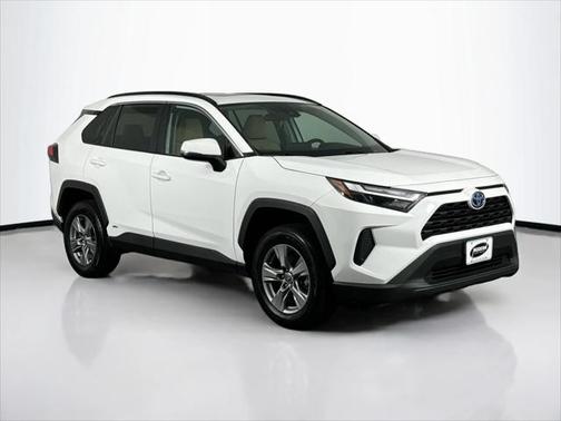 2022 Toyota RAV4 Hybrid XLE