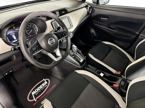 2021 Nissan Versa 1.6 SV