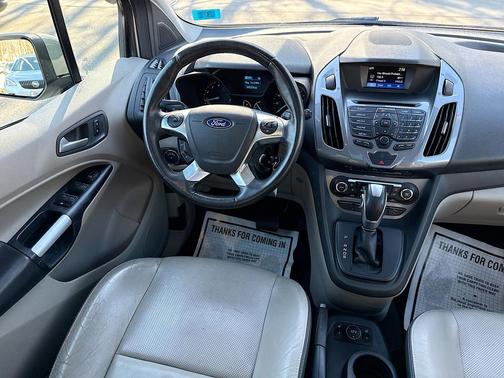 2016 Ford Transit Connect Titanium w/Rear Liftgate