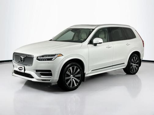 2022 Volvo XC90 T6 Inscription
