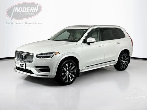 2022 Volvo XC90 T6 Inscription