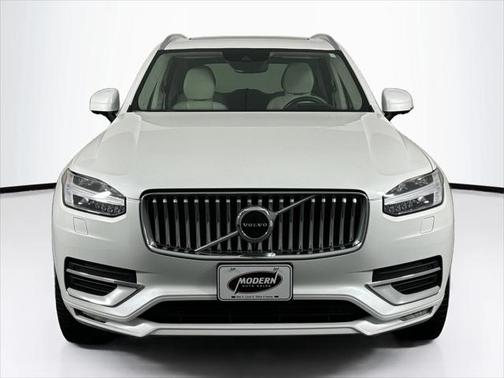 2022 Volvo XC90 T6 Inscription