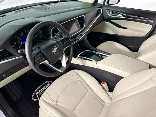 2023 Buick Enclave Essence AWD