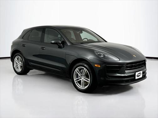 2022 Porsche Macan Base