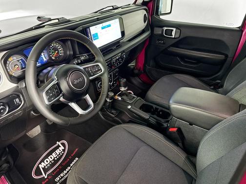 Limited Edition Tuscadero Pearlcoat 2024 Jeep Wrangler 4-Door Sahara