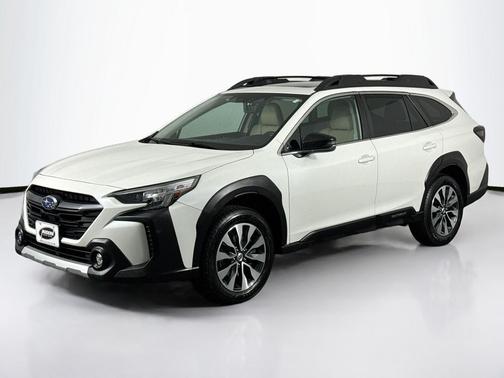 Crystal White Pearl 2023 Subaru Outback Limited