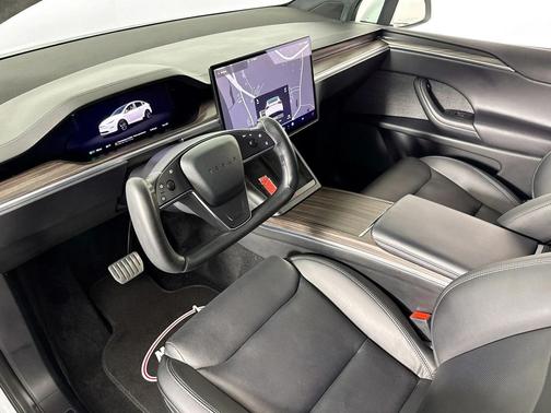 2023 Tesla Model X Standard Range