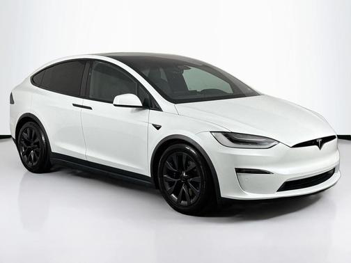 2023 Tesla Model X Standard Range
