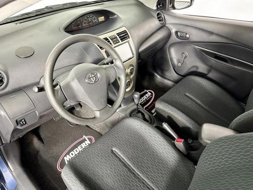 2010 Toyota Yaris Base