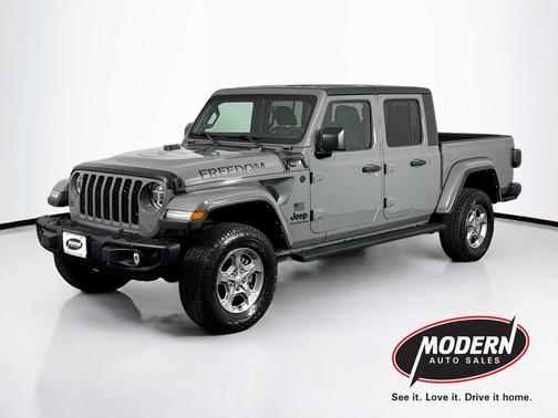 2021 Jeep Gladiator Sport
