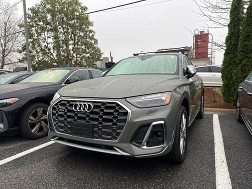 Chronos Gray Metallic 2023 Audi SQ5 3.0T Prestige
