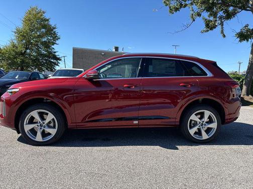 2025 Audi Q5 Premium Plus TFSI quattro S tronic