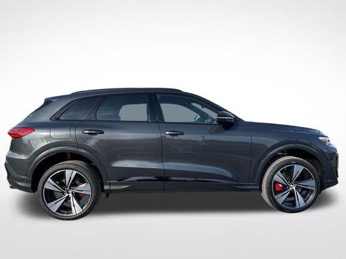 2025 Audi SQ5 3.0T Premium Plus