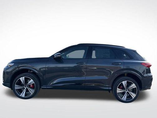 2025 Audi SQ5 3.0T Premium Plus