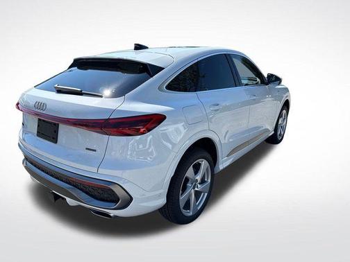 2025 Audi Q5 Premium Plus TFSI quattro S tronic