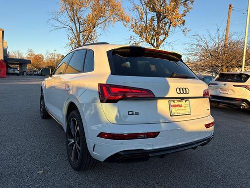 2025 Audi Q5 45 S line Premium Plus
