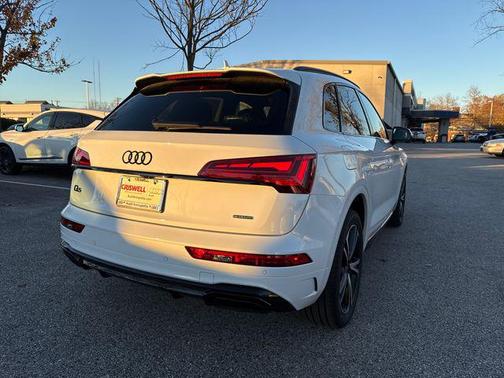 2025 Audi Q5 45 S line Premium Plus