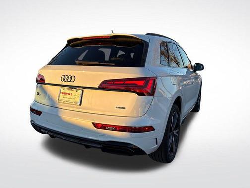 2025 Audi Q5 45 S line Premium Plus