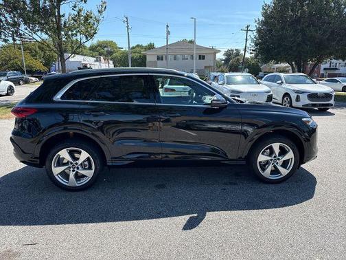 2025 Audi Q5 Premium Plus TFSI quattro S tronic