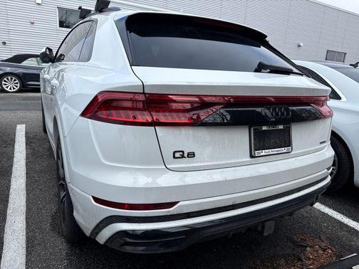 2023 Audi Q8 55 Premium Plus