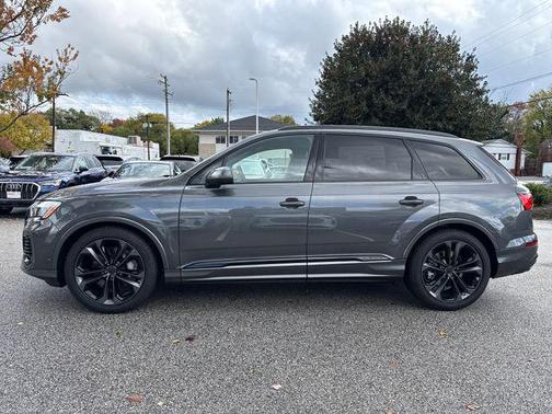 2026 Audi Q7 55 Premium Plus