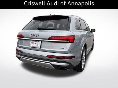 2025 Audi Q7 55 Premium Plus