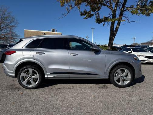 2025 Audi Q5 Premium Plus TFSI quattro S tronic