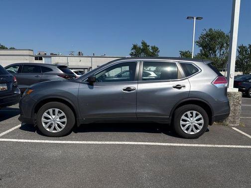Gun Metallic 2016 Nissan Rogue S