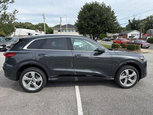 2025 Audi Q5 Premium Plus TFSI quattro S tronic