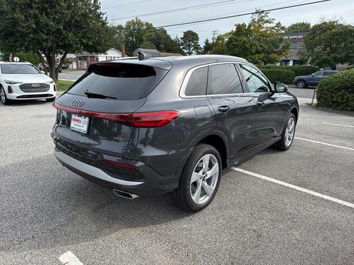 2025 Audi Q5 Premium Plus TFSI quattro S tronic