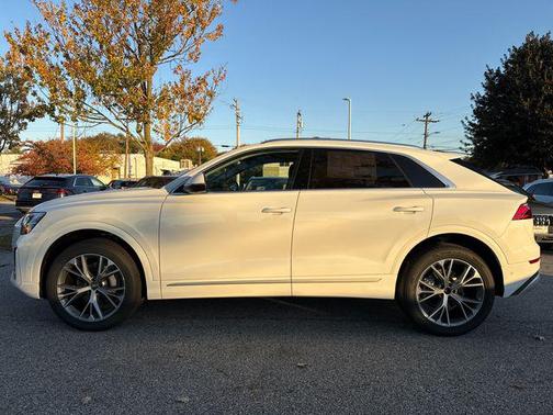 2026 Audi Q8 55 Premium Plus