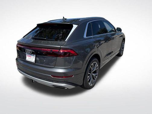 2025 Audi Q8 55 Premium Plus