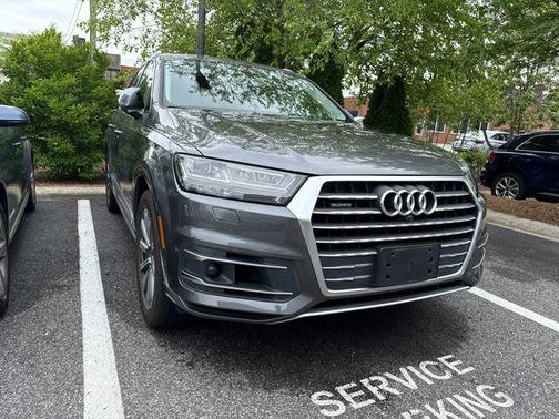 Gray Metallic 2019 Audi Q7 55 Premium Plus