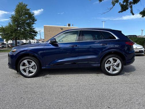 2025 Audi Q5 Premium Plus TFSI quattro S tronic