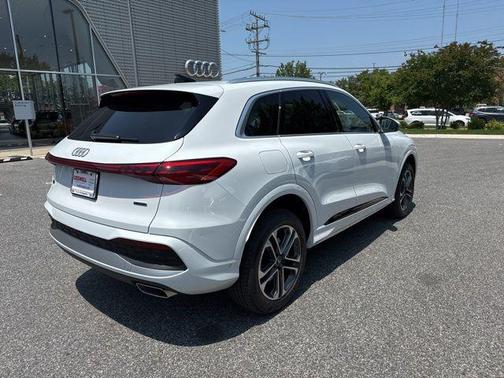 2025 Audi Q5 Premium Plus TFSI quattro S tronic