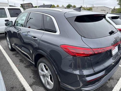 2025 Audi Q5 Premium Plus TFSI quattro S tronic