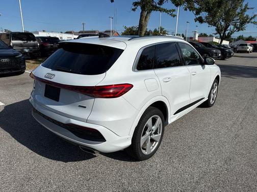 2025 Audi Q5 Premium Plus TFSI quattro S tronic
