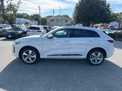 2025 Audi Q5 Premium Plus TFSI quattro S tronic