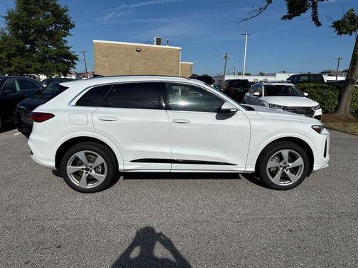 2025 Audi Q5 Premium Plus TFSI quattro S tronic