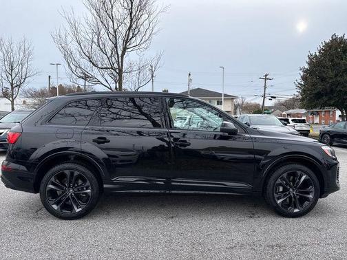 2026 Audi Q7 55 Premium Plus