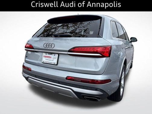 2025 Audi Q7 55 Premium