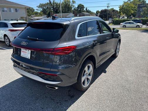 2025 Audi Q5 Premium Plus TFSI quattro S tronic