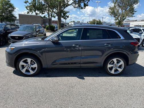 2025 Audi Q5 Premium Plus TFSI quattro S tronic