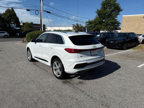2025 Audi Q5 Premium Plus TFSI quattro S tronic