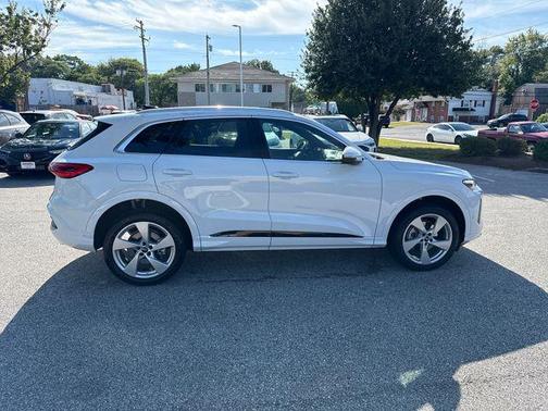 2025 Audi Q5 Premium Plus TFSI quattro S tronic