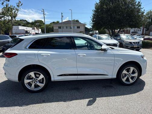 2025 Audi Q5 Premium Plus TFSI quattro S tronic