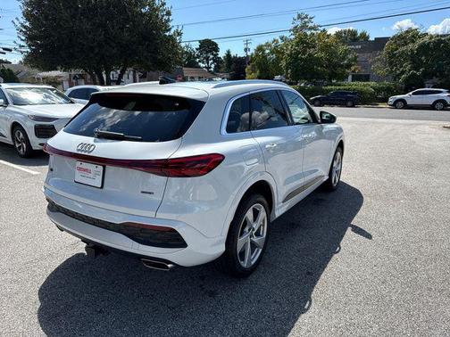 2025 Audi Q5 Premium Plus TFSI quattro S tronic